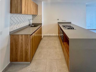 Apartamento de 2 alcobas en venta en Calle Nueva, Sabaneta, 74 m² · foto 3 de 20