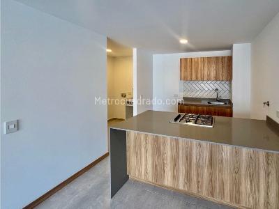 Apartamento de 2 alcobas en venta en Calle Nueva, Sabaneta, 74 m² · foto 4 de 20