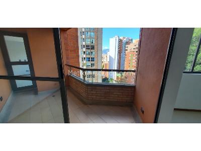 Apartamento de 3 alcobas en venta en Aves Maria, Sabaneta, 127 m² · foto 2 de 18