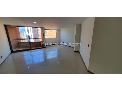 Apartamento de 3 alcobas en venta en Aves Maria, Sabaneta, 127 m² · foto 3 de 18