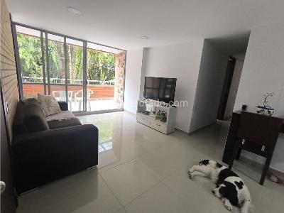 Apartamento de 3 alcobas en venta en Loma Del Chocho, Envigado, 137 m² · foto 3 de 20