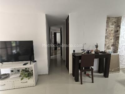 Apartamento de 3 alcobas en venta en Loma Del Chocho, Envigado, 137 m² · foto 4 de 20