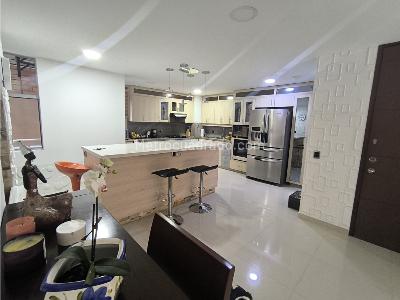 Apartamento de 3 alcobas en venta en Loma Del Chocho, Envigado, 137 m² · foto 5 de 20