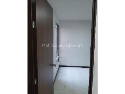Apartamento de 3 alcobas en venta en La Cuenca, Envigado, 67 m² · foto 10 de 11