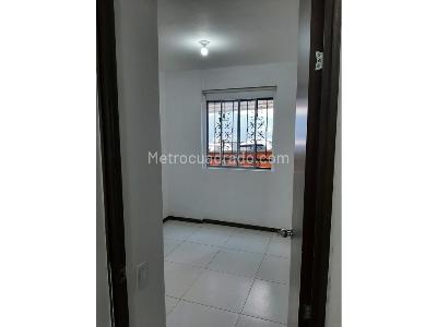 Apartamento de 3 alcobas en venta en La Cuenca, Envigado, 67 m² · foto 8 de 11