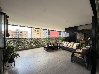 Apartamento de 3 alcobas en venta en Loma De Las Brujas, Envigado, 148 m² · foto 3 de 20