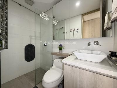 Apartamento de 3 alcobas en venta en Loma De Las Brujas, Envigado, 148 m² · foto 12 de 20