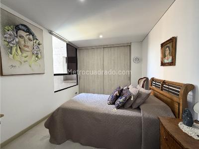 Apartamento de 3 alcobas en venta en Loma De Las Brujas, Envigado, 148 m² · foto 13 de 20
