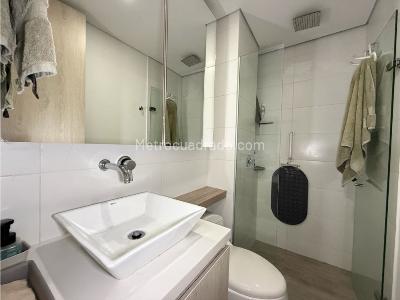 Apartamento de 3 alcobas en venta en Loma De Las Brujas, Envigado, 148 m² · foto 15 de 20