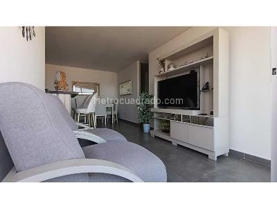 Apartamento de 3 alcobas en venta en La Doctora, Sabaneta, 72 m² · foto 4 de 20