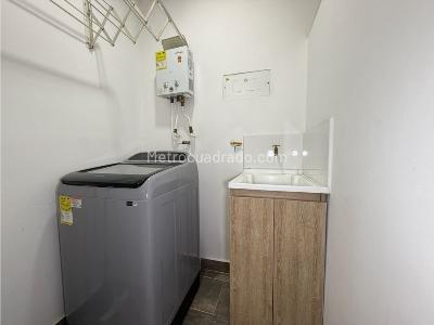 Apartaestudio en venta en La Doctora, Sabaneta, 51 m² · foto 14 de 19