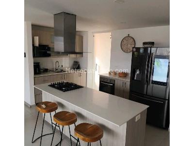 Apartamento de 3 alcobas en venta en Vegas De San Jose, Sabaneta, 118 m² · foto 2 de 20