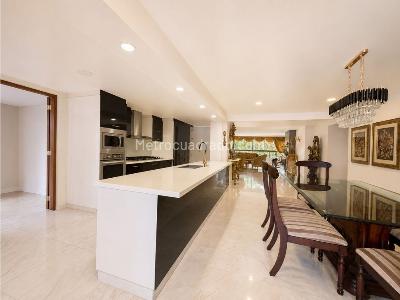 Apartamento de 4 alcobas en venta en La Calera, Medellín, 302 m² · foto 11 de 20