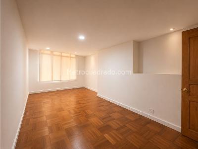 Apartamento de 4 alcobas en venta en La Calera, Medellín, 302 m² · foto 16 de 20