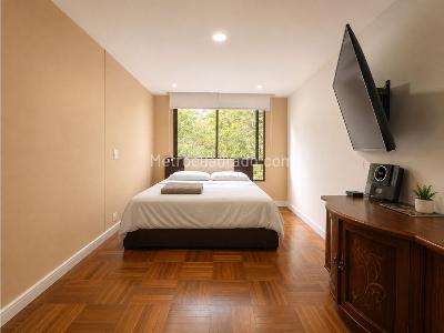 Apartamento de 4 alcobas en venta en La Calera, Medellín, 302 m² · foto 19 de 20