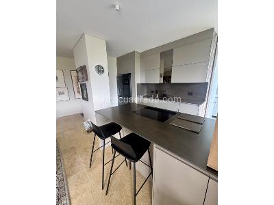 Apartamento de 2 alcobas en venta en Loma De Los Balsos, Medellín, 153 m² · foto 4 de 20