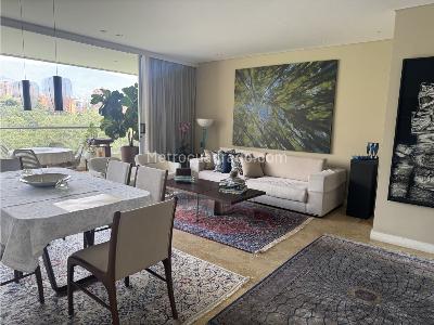 Apartamento de 2 alcobas en venta en Loma De Los Balsos, Medellín, 153 m² · foto 17 de 20