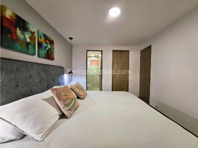 Apartaestudio en venta en Poblado Alto, Medellín, 89 m² · foto 10 de 12