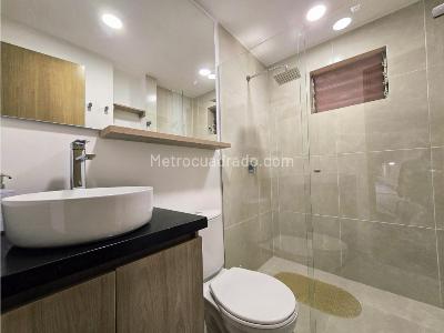 Apartaestudio en venta en Poblado Alto, Medellín, 89 m² · foto 11 de 12