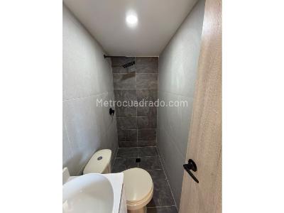 Apartamento en venta en San Antonio De Prado, Medellín · foto 8 de 18