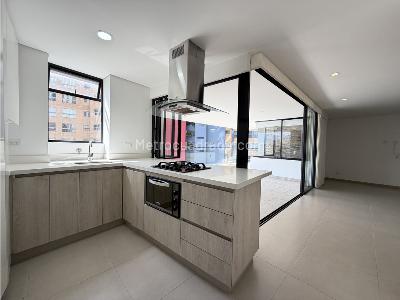 Apartamento de 3 alcobas en venta en Loma De Las Brujas, Envigado, 147 m² · foto 8 de 20