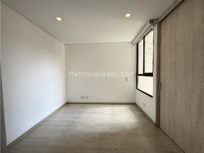 Apartamento de 3 alcobas en venta en Loma De Las Brujas, Envigado, 147 m² · foto 19 de 20
