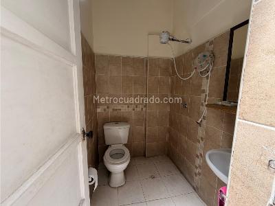 Casa de 3 alcobas en venta en La Floresta, Medellín, 114 m² · foto 8 de 13