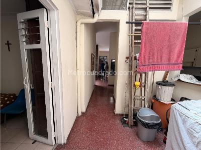 Casa de 3 alcobas en venta en La Floresta, Medellín, 114 m² · foto 9 de 13