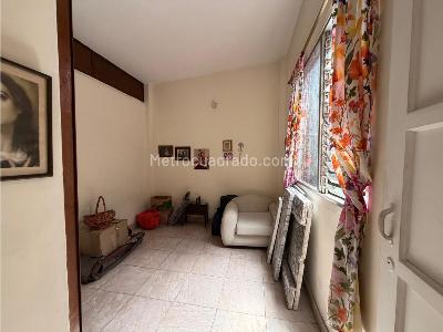 Casa de 3 alcobas en venta en La Floresta, Medellín, 114 m² · foto 10 de 13