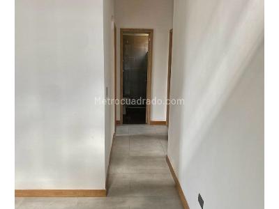 Apartamento en venta en Loma Del Escobero, Envigado · foto 2 de 15