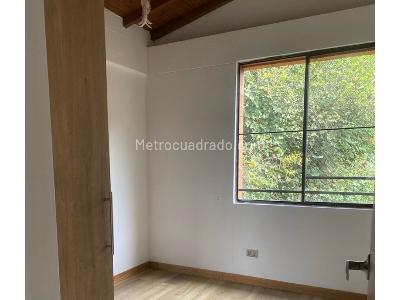 Apartamento en venta en Loma Del Escobero, Envigado · foto 4 de 15