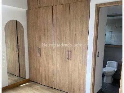 Apartamento en venta en Loma Del Escobero, Envigado · foto 6 de 15