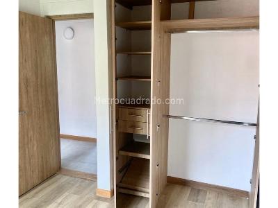 Apartamento en venta en Loma Del Escobero, Envigado · foto 10 de 15