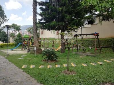 Apartamento en venta en Loma Del Escobero, Envigado · foto 13 de 15