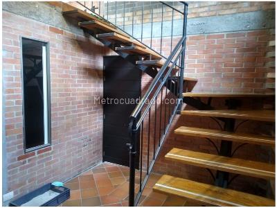 Casa de 4 alcobas en venta en Cañaveralejo, Sabaneta, 199 m² · foto 9 de 20