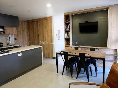 Apartaestudio en venta en Laureles, Medellín, 37 m² · foto 2 de 10