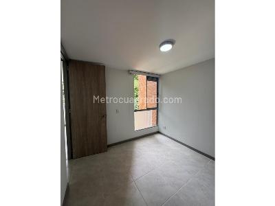 Apartamento en venta en La Cuenca, Envigado · foto 3 de 13