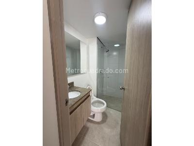 Apartamento en venta en La Cuenca, Envigado · foto 8 de 13
