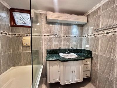 Casa de 3 alcobas en venta en El Poblado, Medellín, 242 m² · foto 20 de 20