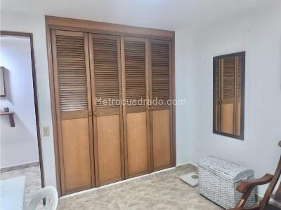 Apartamento de 2 alcobas en venta en El Dorado, Envigado, 96 m² · foto 14 de 20