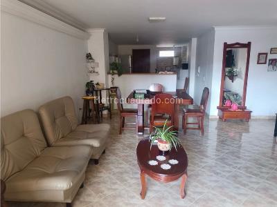 Apartamento de 2 alcobas en venta en El Dorado, Envigado, 96 m² · foto 2 de 20