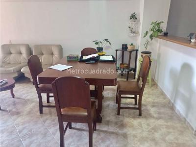 Apartamento de 2 alcobas en venta en El Dorado, Envigado, 96 m² · foto 5 de 20
