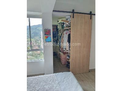 Apartamento de 2 alcobas en venta en La Doctora, Sabaneta, 66 m² · foto 11 de 11