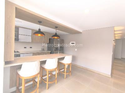 Apartamento de 3 alcobas en venta en Laureles, Medellín, 93 m² · foto 7 de 20