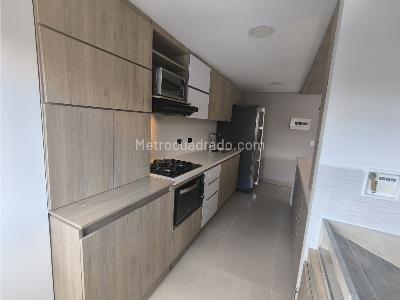 Apartamento de 3 alcobas en venta en Laureles, Medellín, 93 m² · foto 13 de 20