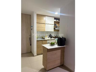 Apartamento de 3 alcobas en venta en Avesmaria, Sabaneta, 75 m² · foto 3 de 13