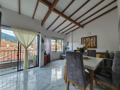 Apartamento de 5 alcobas en venta en San Rafael, Envigado, 154 m² · foto 2 de 20
