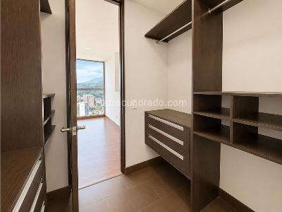 Apartamento de 2 alcobas en venta en Las Lomitas, Sabaneta, 108 m² · foto 12 de 20