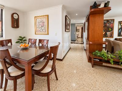 Apartamento de 3 alcobas en venta en San Joaquin, Medellín, 116 m² · foto 3 de 14
