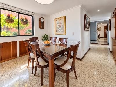 Apartamento de 3 alcobas en venta en San Joaquin, Medellín, 116 m² · foto 4 de 14
